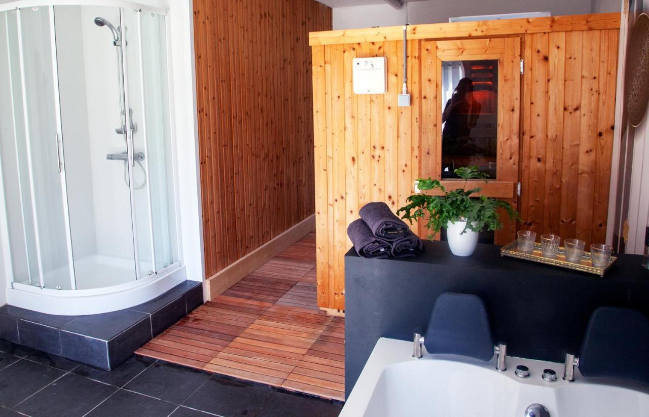 La maison des papillon Daverdisse Extérieur photo